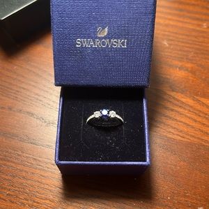 Swarovski Trilogy Ring (Blue)